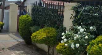 House for sale in Regents Park